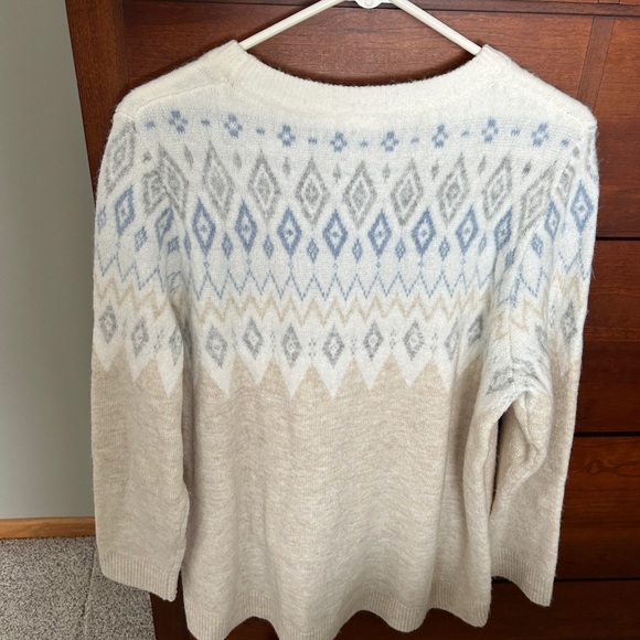Women’s Gap Fair Isle crewneck sweater. Size L. EUC - Picture 2 of 3
